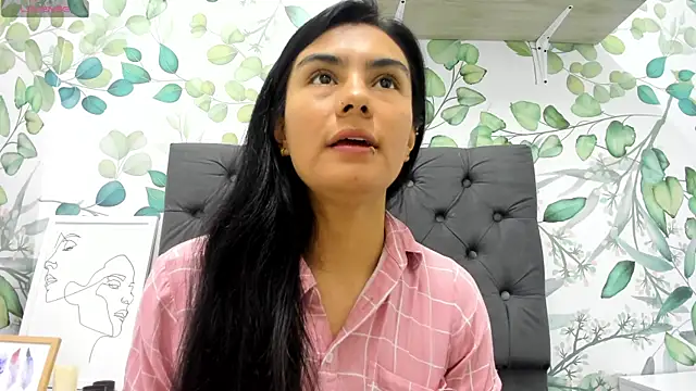 atilanadiaz7 online show from March 12, 2:12 pm