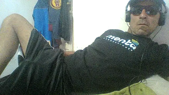 Snapshot of cartiagiz chatting on November 30, 10:58 pm cartiagiz online show from November 30, 10:58 pm