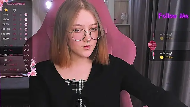 bunny bubble online show from December 9, 9:48 pm