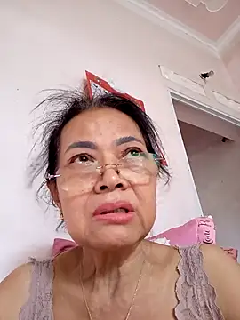 Hotestlove online show from September 29, 1:33 am