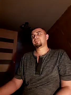 Snapshot of Foxyshaved chatting on January 28, 8:47 am Foxyshaved online show from January 28, 8:47 am