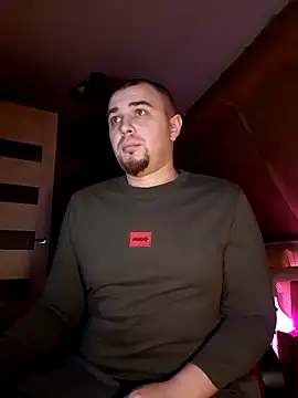 Snapshot of Foxyshaved chatting on February 10, 5:47 am Foxyshaved online show from February 10, 5:47 am