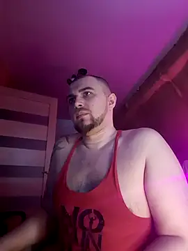 Snapshot of Foxyshaved chatting on February 24, 5:33 am Foxyshaved online show from February 24, 5:33 am