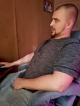 Snapshot of Foxyshaved chatting on February 26, 10:04 am Foxyshaved online show from February 26, 10:04 am