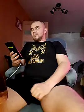 Snapshot of Foxyshaved chatting on March 4, 10:13 am Foxyshaved online show from March 4, 10:13 am