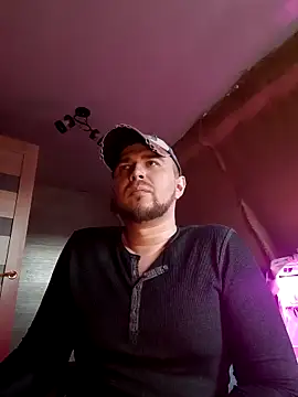 Snapshot of Foxyshaved chatting on March 9, 1:48 pm Foxyshaved online show from March 9, 1:48 pm