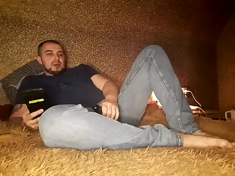 Snapshot of Foxyshaved chatting on March 10, 4:28 am Foxyshaved online show from March 10, 4:28 am