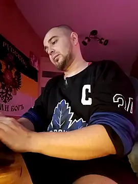 Snapshot of Foxyshaved chatting on March 16, 4:41 am Foxyshaved online show from March 16, 4:41 am