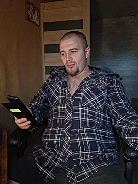 Snapshot of Foxyshaved chatting on September 21, 5:42 am Foxyshaved online show from September 21, 5:42 am