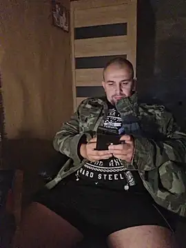 Snapshot of Foxyshaved chatting on September 30, 3:55 am Foxyshaved online show from September 30, 3:55 am