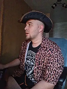 Snapshot of Foxyshaved chatting on October 16, 8:15 am Foxyshaved online show from October 16, 8:15 am