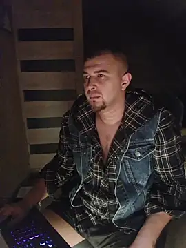 Snapshot of Foxyshaved chatting on October 29, 2:47 am Foxyshaved online show from October 29, 2:47 am