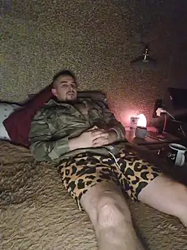 Snapshot of Foxyshaved chatting on November 6, 4:35 am Foxyshaved online show from November 6, 4:35 am