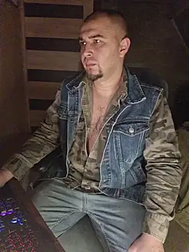 Snapshot of Foxyshaved chatting on November 8, 4:34 am Foxyshaved online show from November 8, 4:34 am