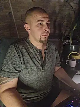 Snapshot of Foxyshaved chatting on November 21, 2:54 am Foxyshaved online show from November 21, 2:54 am