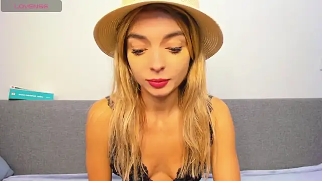  ellen meow  online show from March 5, 4:45 am