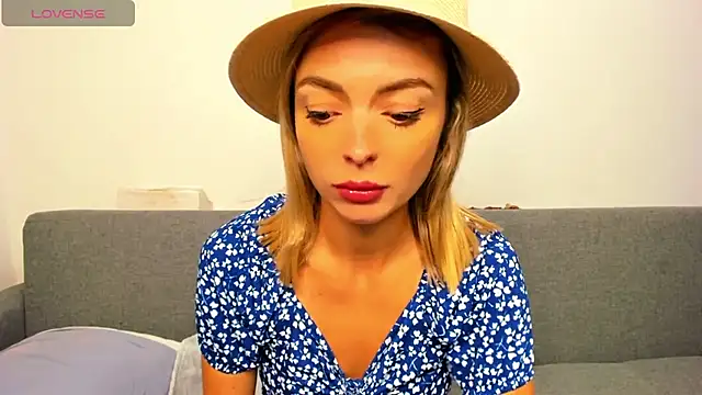  ellen meow  online show from October 7, 9:23 pm