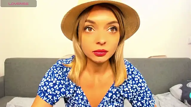  ellen meow  online show from November 7, 9:26 pm