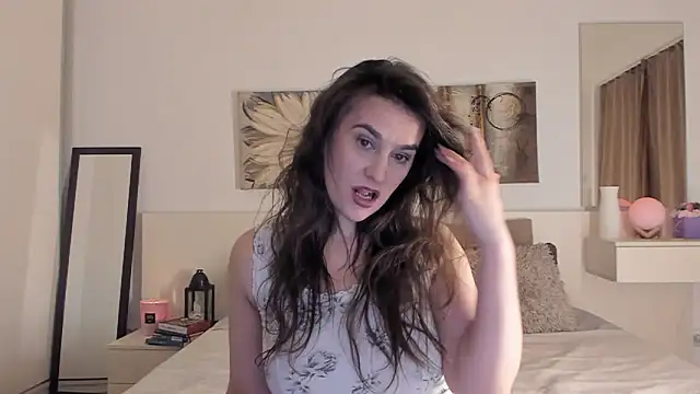 JoyCasidy online show from January 28, 7:10 pm