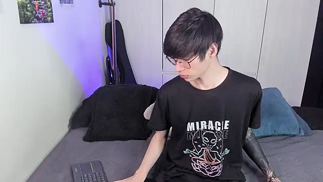 Aventure Twinks online show from January 21, 10:41 am