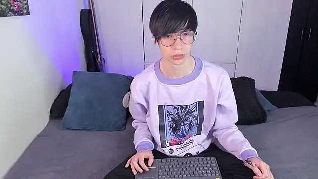 Aventure Twinks online show from January 23, 8:46 am