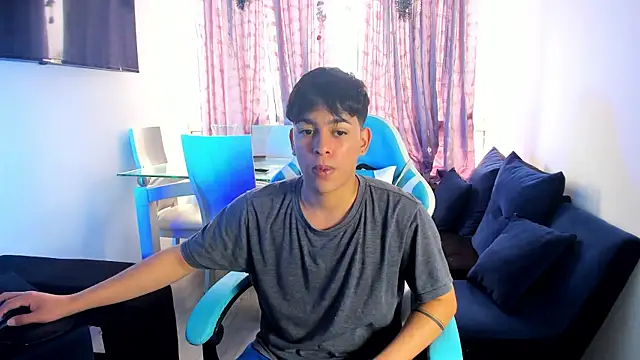 Franco Rizzo  online show from February 3, 8:24 pm