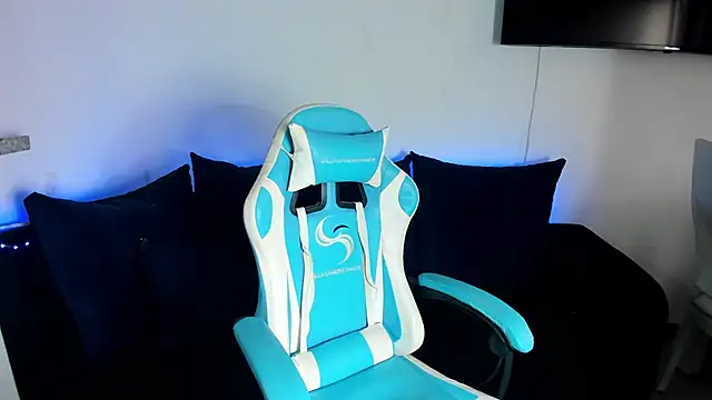 Franco Rizzo  online show from February 26, 8:33 pm