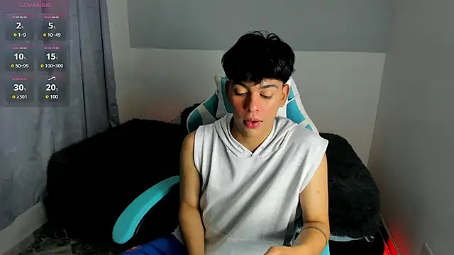 Franco Rizzo  online show from March 11, 8:09 pm