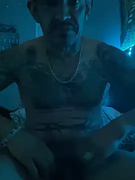 RoodoggXL online show from February 11, 1:10 am