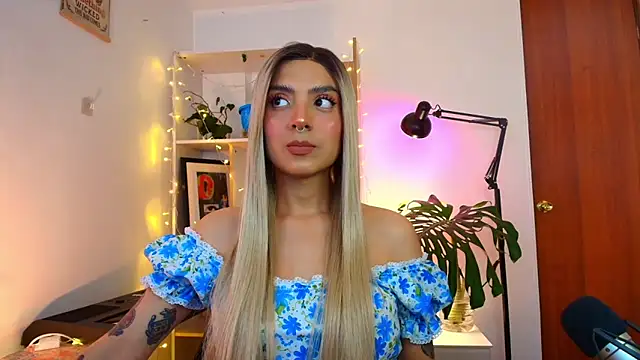 Yeriawaddell  online show from January 31, 12:28 am