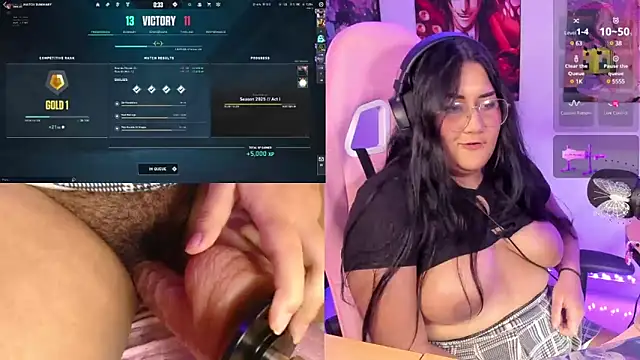 Snapshot of haru_u2 chatting on February 12, 11:51 pm haru u2 online show from February 12, 11:51 pm