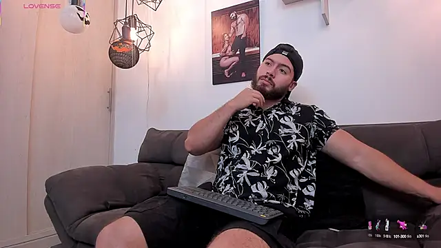 SebastianVilla  online show from October 8, 10:40 pm