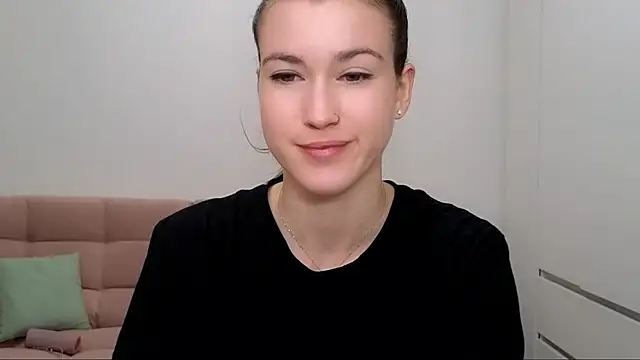 AliciaNewell online show from January 10, 8:18 am