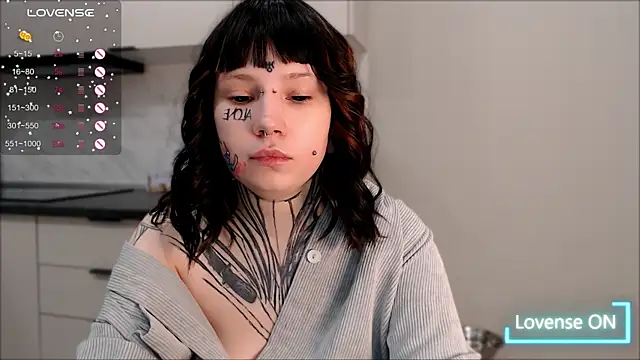 tradishka online show from December 27, 1:43 am