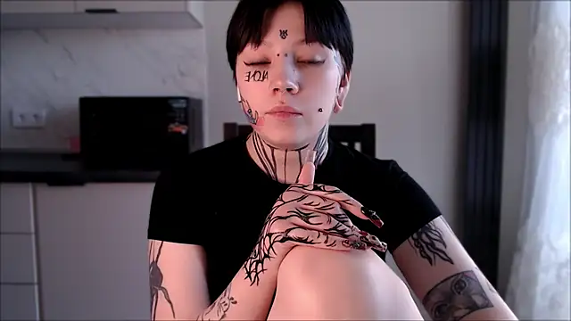 tradishka online show from January 17, 12:10 pm