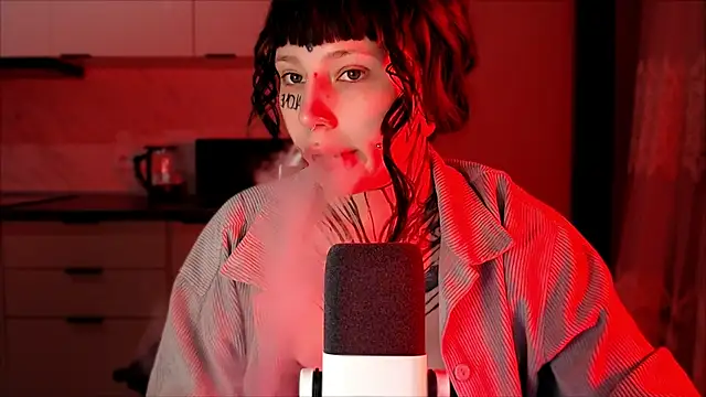 tradishka online show from January 30, 10:08 pm