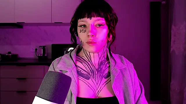 tradishka online show from February 6, 12:00 am