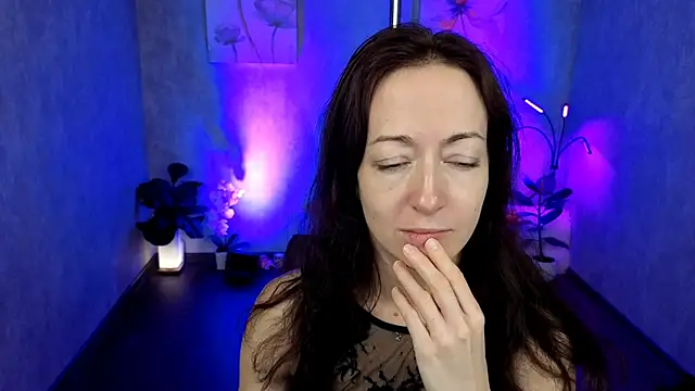 kimberlyray777 online show from March 3, 9:33 am