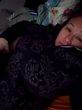 sweetkitty111 online show from December 19, 5:40 am