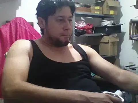 Snapshot of simpatico1000 chatting on March 17, 4:29 am simpatico1000 online show from March 17, 4:29 am