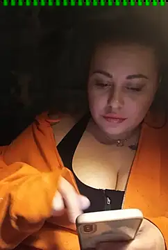 DaisyStreet online show from January 1, 10:46 pm