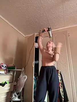 LikaCat online show from February 8, 4:14 am