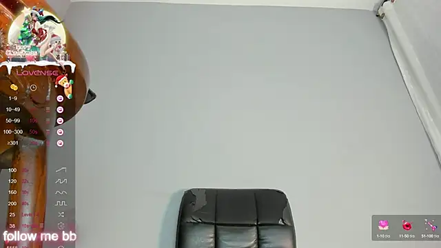 Snapshot of natty_brown chatting on December 22, 1:23 am natty brown online show from December 22, 1:23 am