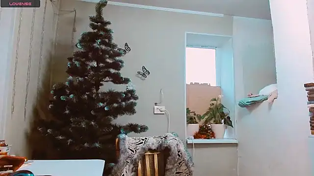 RosaJil online show from December 25, 1:30 pm