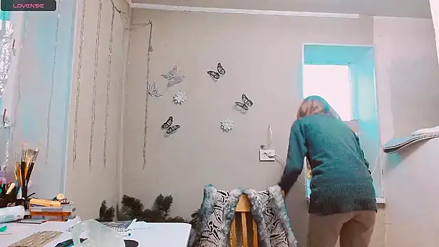 RosaJil online show from January 4, 2:14 pm