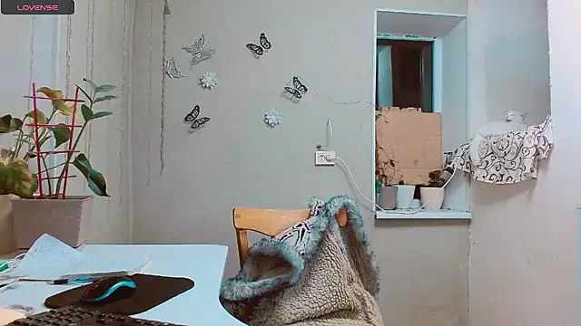 RosaJil online show from January 17, 3:32 pm