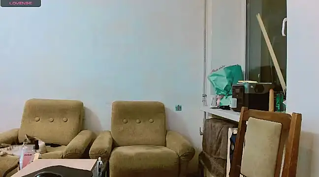 RosaJil online show from March 2, 1:05 pm