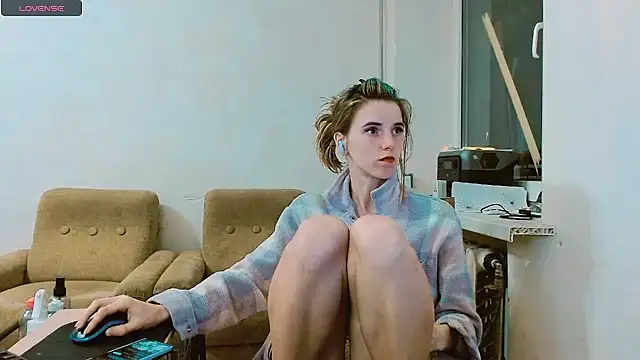 RosaJil online show from March 8, 6:58 pm