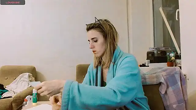 RosaJil online show from March 12, 2:12 pm