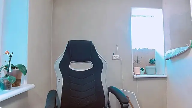 RosaJil online show from September 14, 3:00 pm